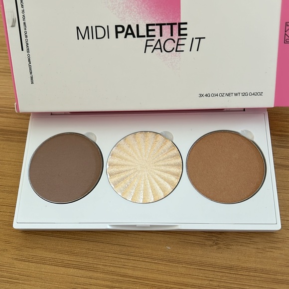 OFRA Midi Palette Face It - Light BNIB - Picture 6 of 6
